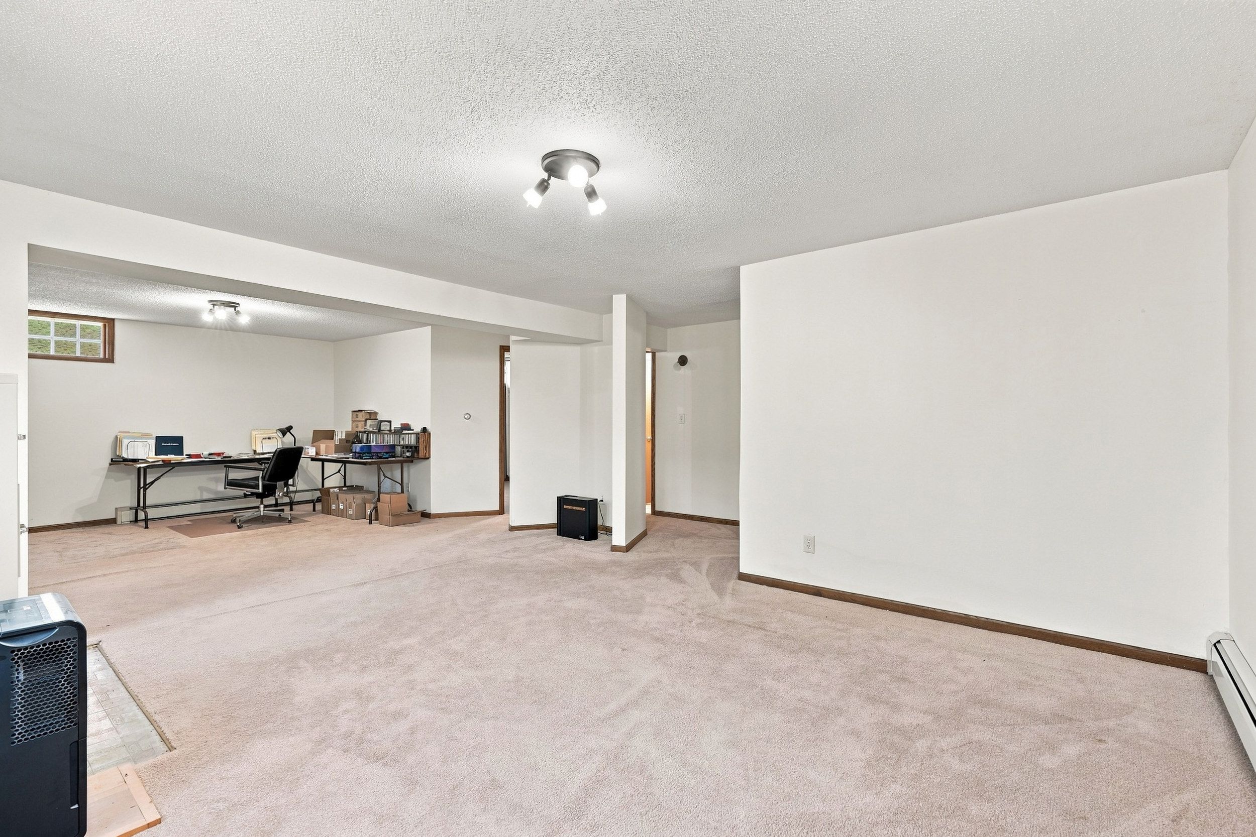 Listing Photo: 2960 160th St 0017-